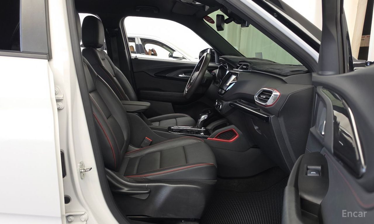 Chevrolet TrailBlazer RS — Фотографии автомобиля 11