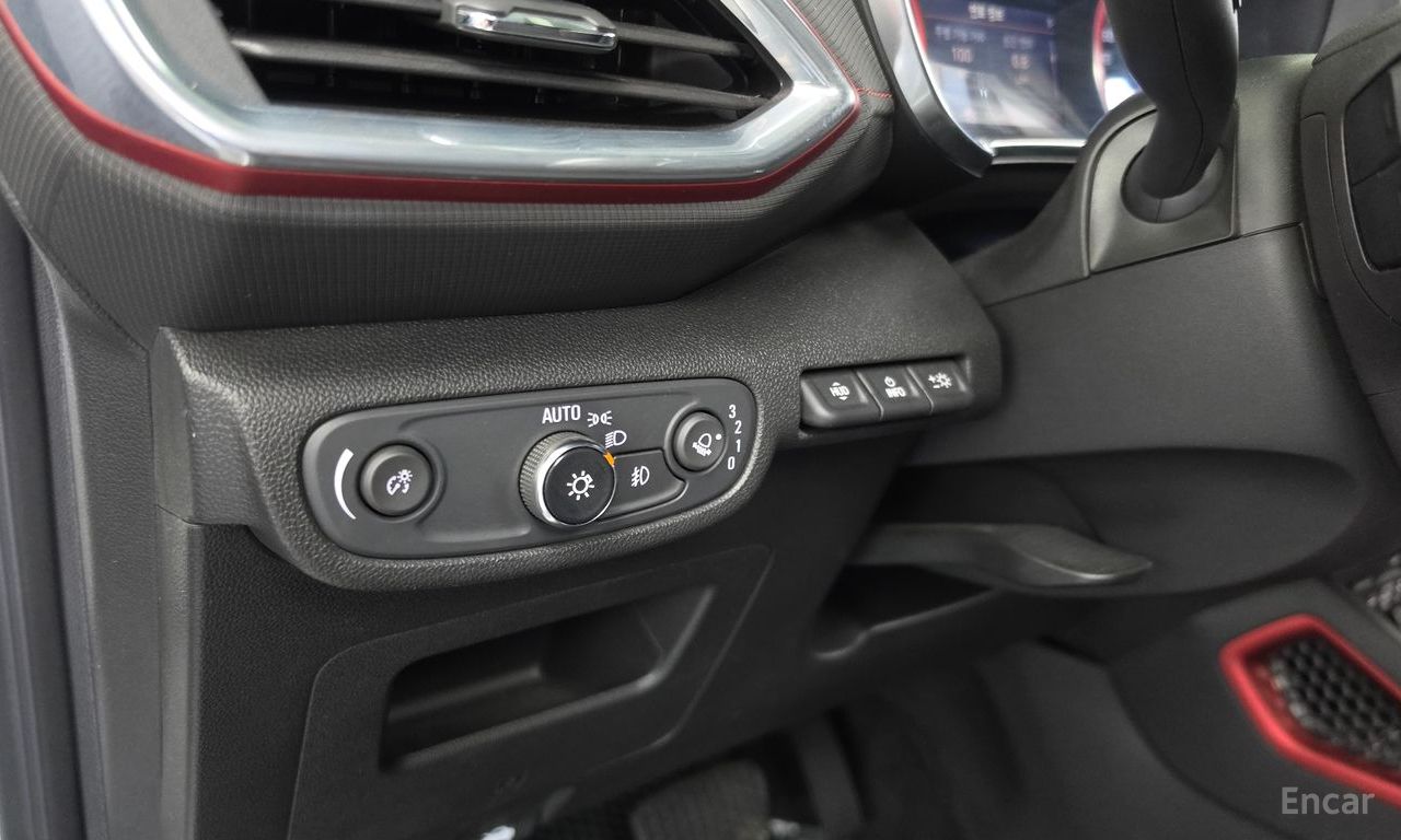 Chevrolet TrailBlazer RS — Фотографии автомобиля 32