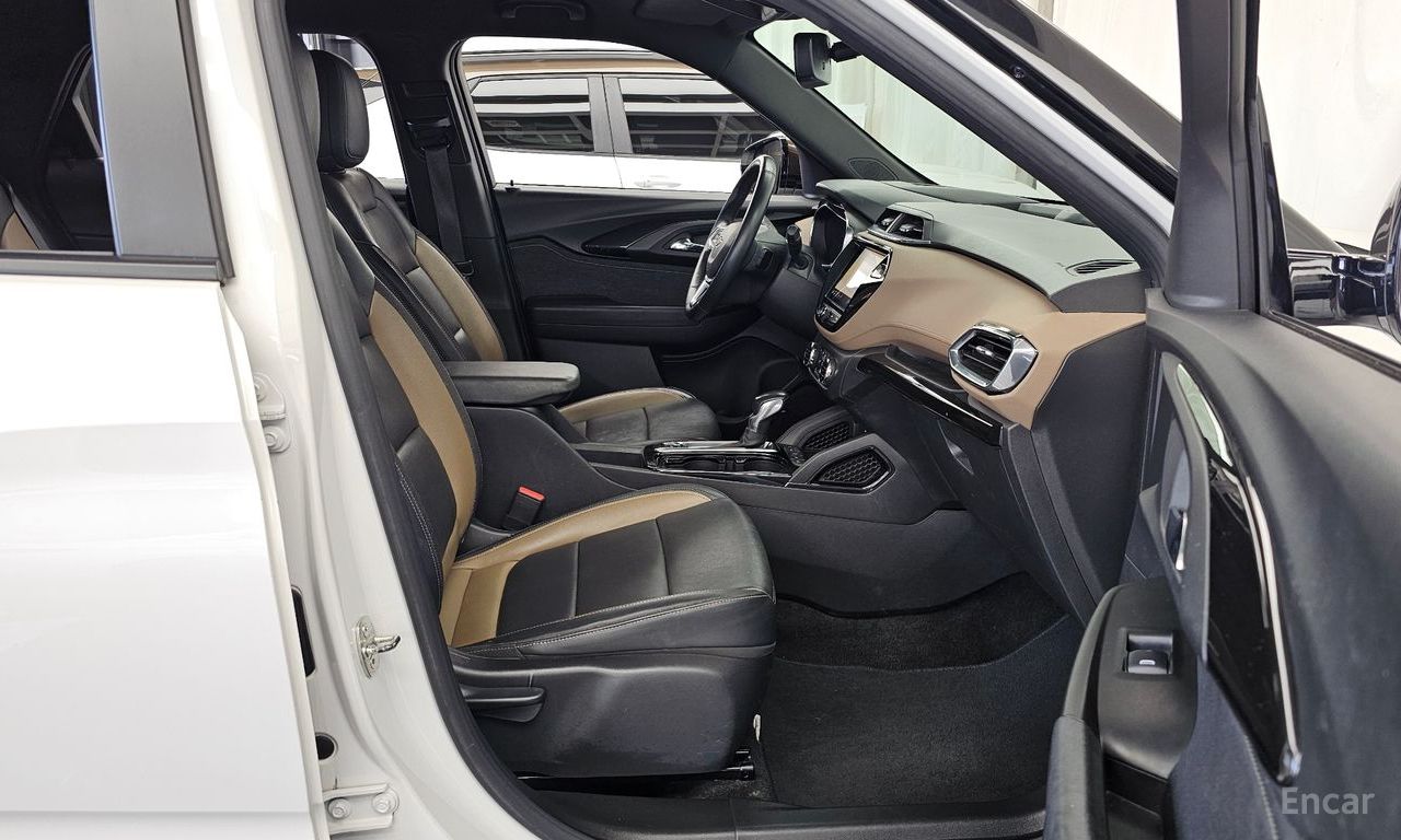 Chevrolet TrailBlazer 1.3 Turbo 2WD — Фотографии автомобиля 11