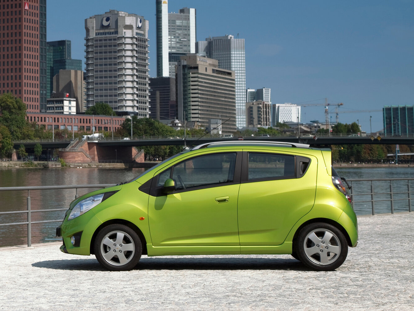 Chevrolet Spark Base — Фотографии комплектации 3