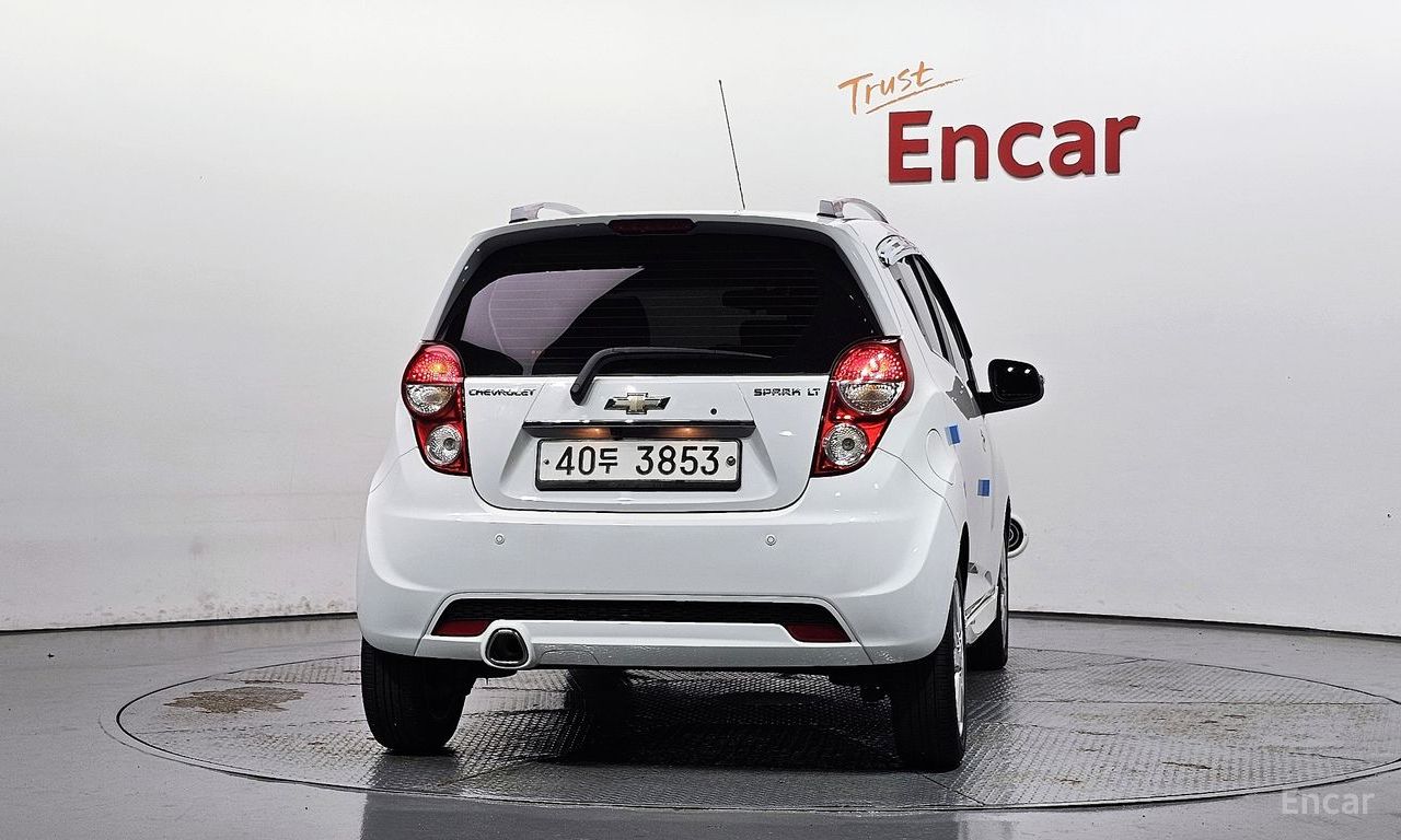 Chevrolet Spark Base — Фотографии автомобиля 4