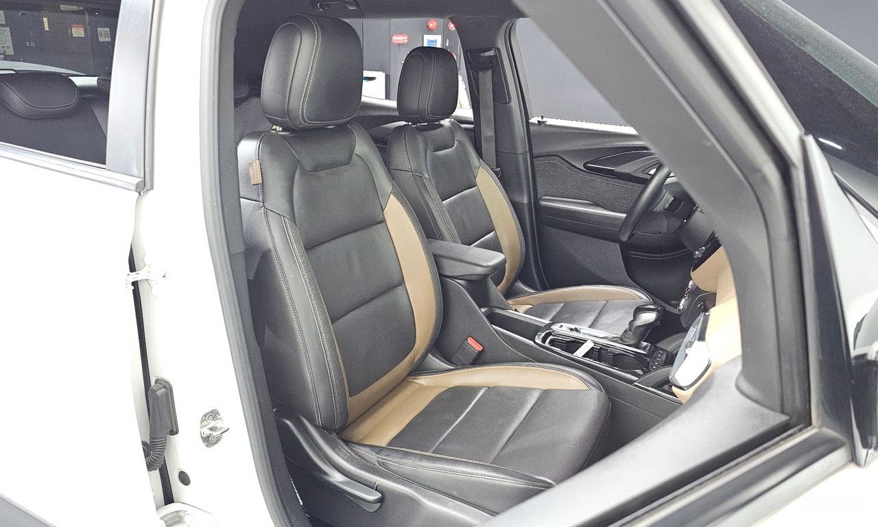 Chevrolet TrailBlazer 1.3 Turbo 2WD — Фотографии автомобиля 10