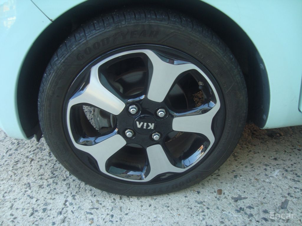 Kia Ray Prestige — Фотографии автомобиля 14