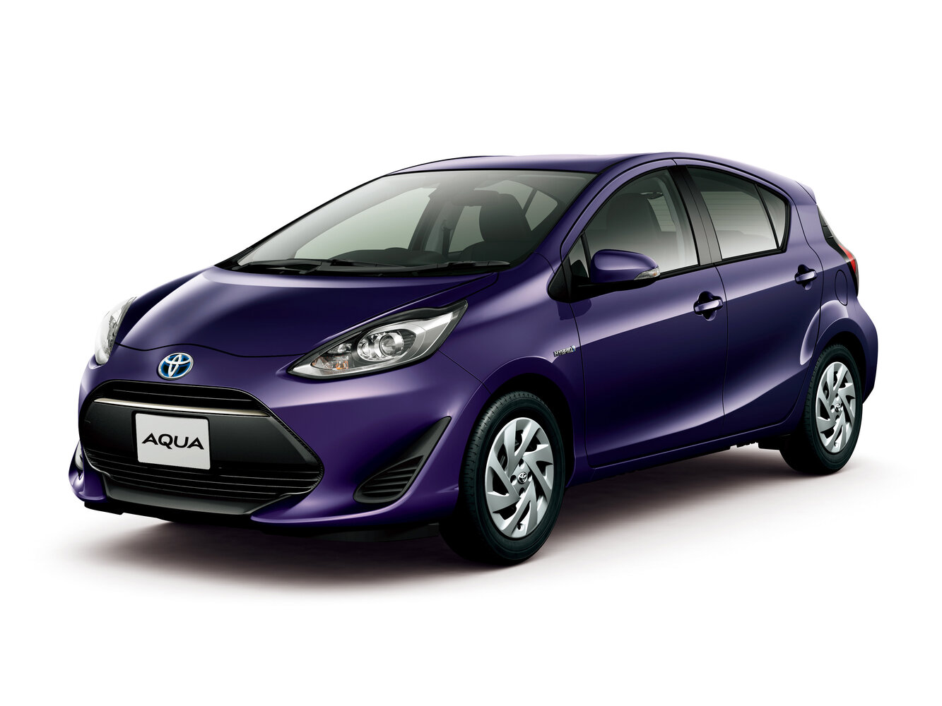 Toyota Aqua S — Фотографии комплектации 3
