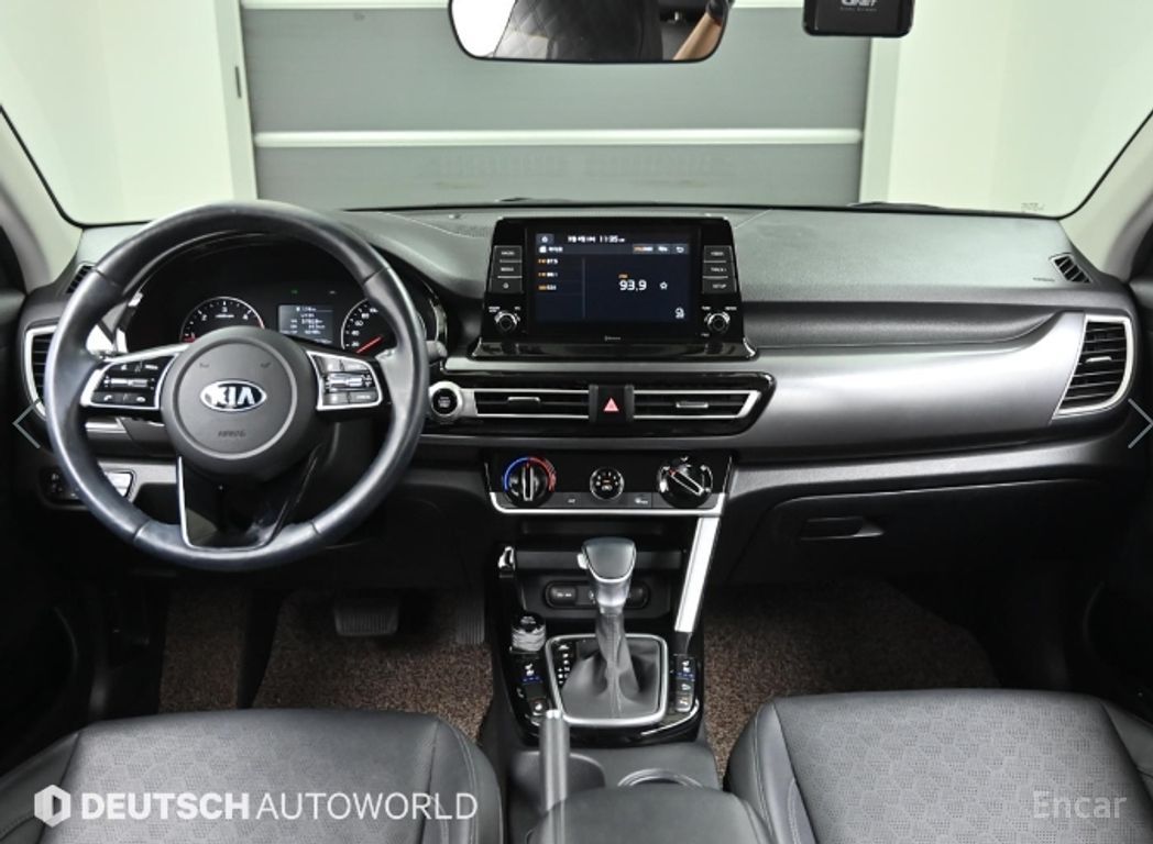 Kia Seltos Signature — Фотографии автомобиля 7