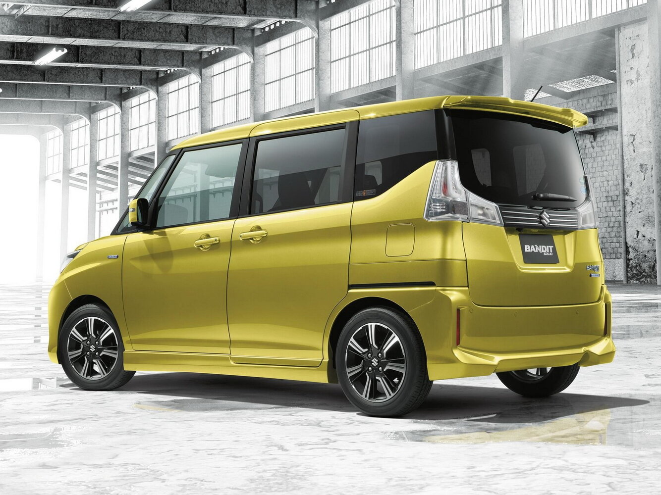 Suzuki Solio G — Фотографии комплектации 3