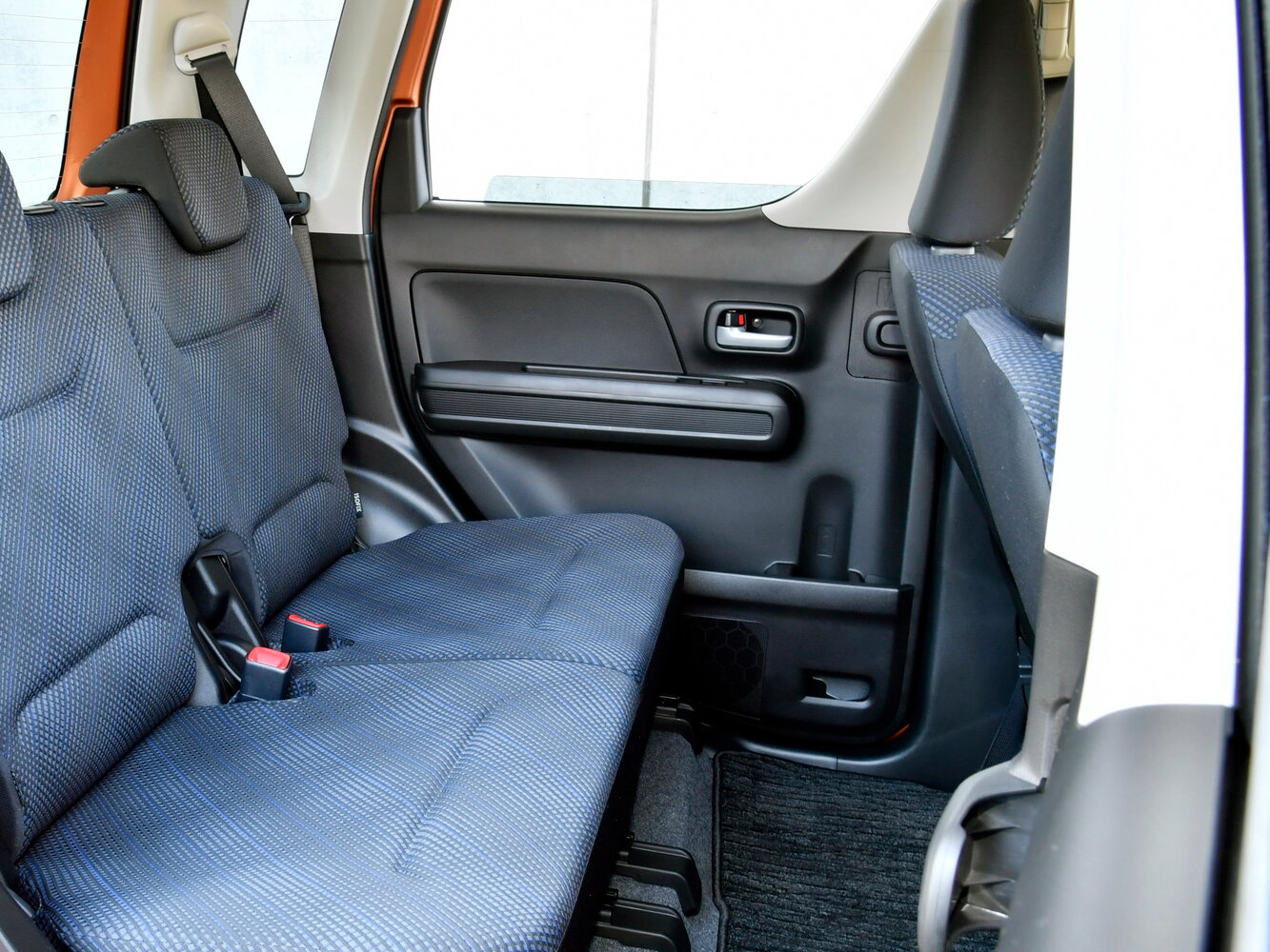 Suzuki Wagon R FA — Фотографии комплектации 12