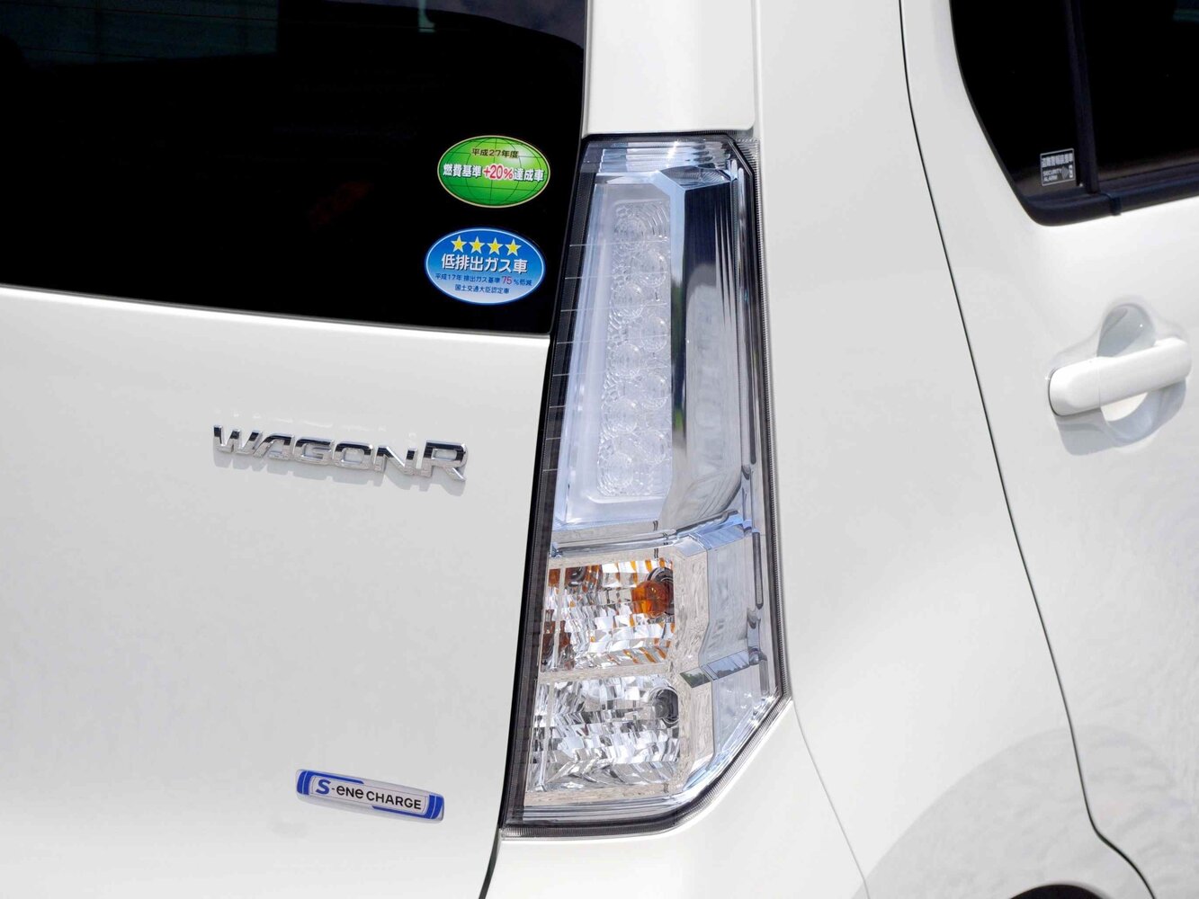 Suzuki Wagon R FX — Фотографии комплектации 14