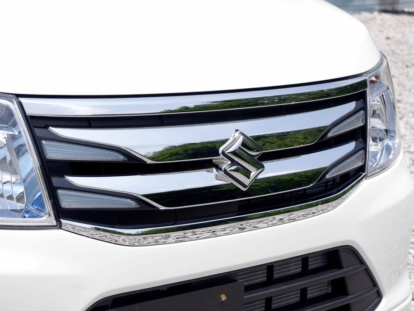 Suzuki Wagon R FX — Фотографии комплектации 8