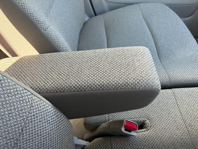 Suzuki Alto Lapin L — Фотографии автомобиля 18