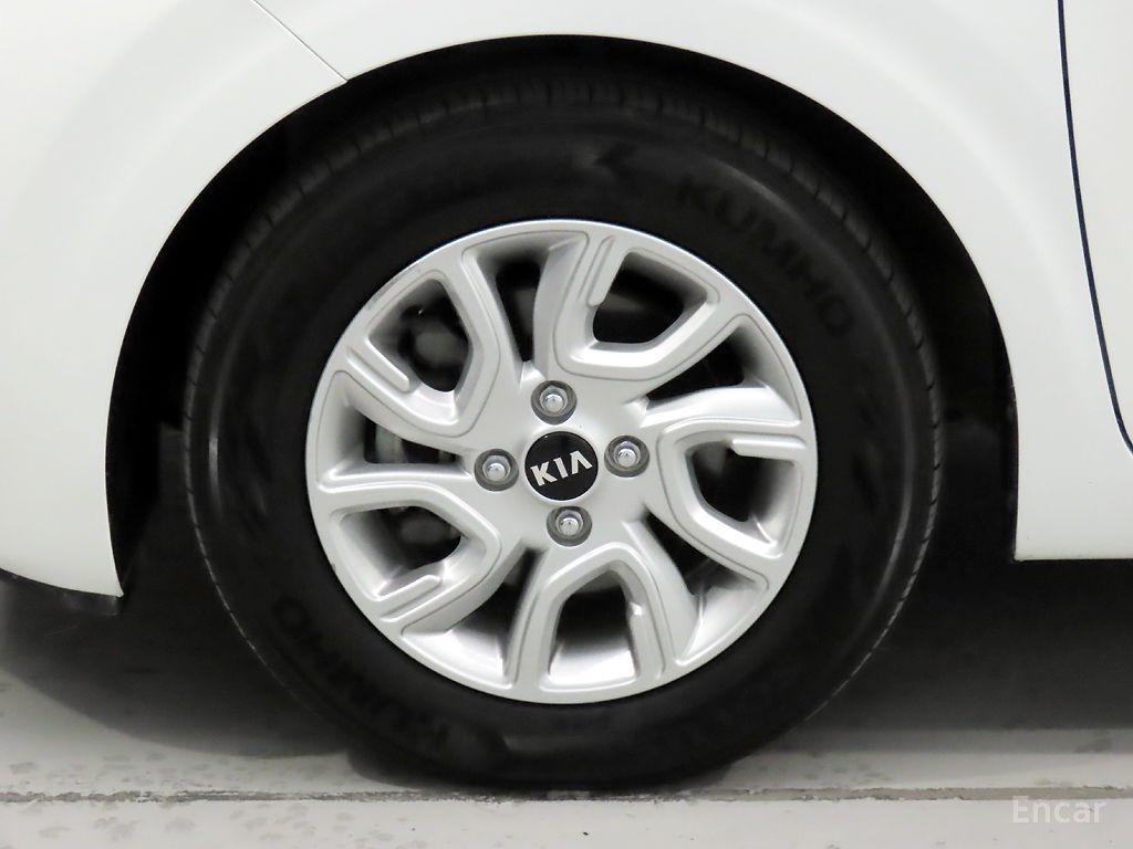 Kia Morning Trendy — Фотографии автомобиля 20