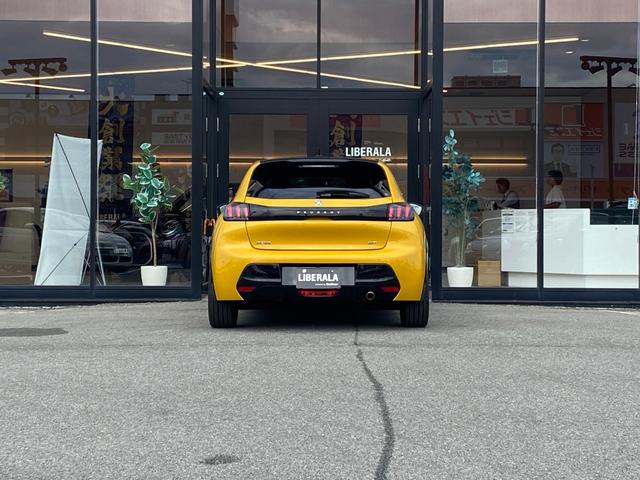 Peugeot 208 GT — Фотографии автомобиля 26
