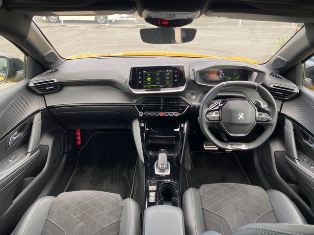 Peugeot 208 GT — Фотографии автомобиля 4