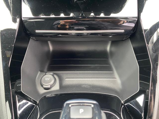 Peugeot 208 GT — Фотографии автомобиля 38