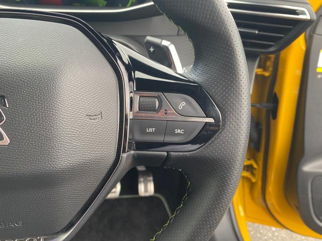 Peugeot 208 GT — Фотографии автомобиля 7