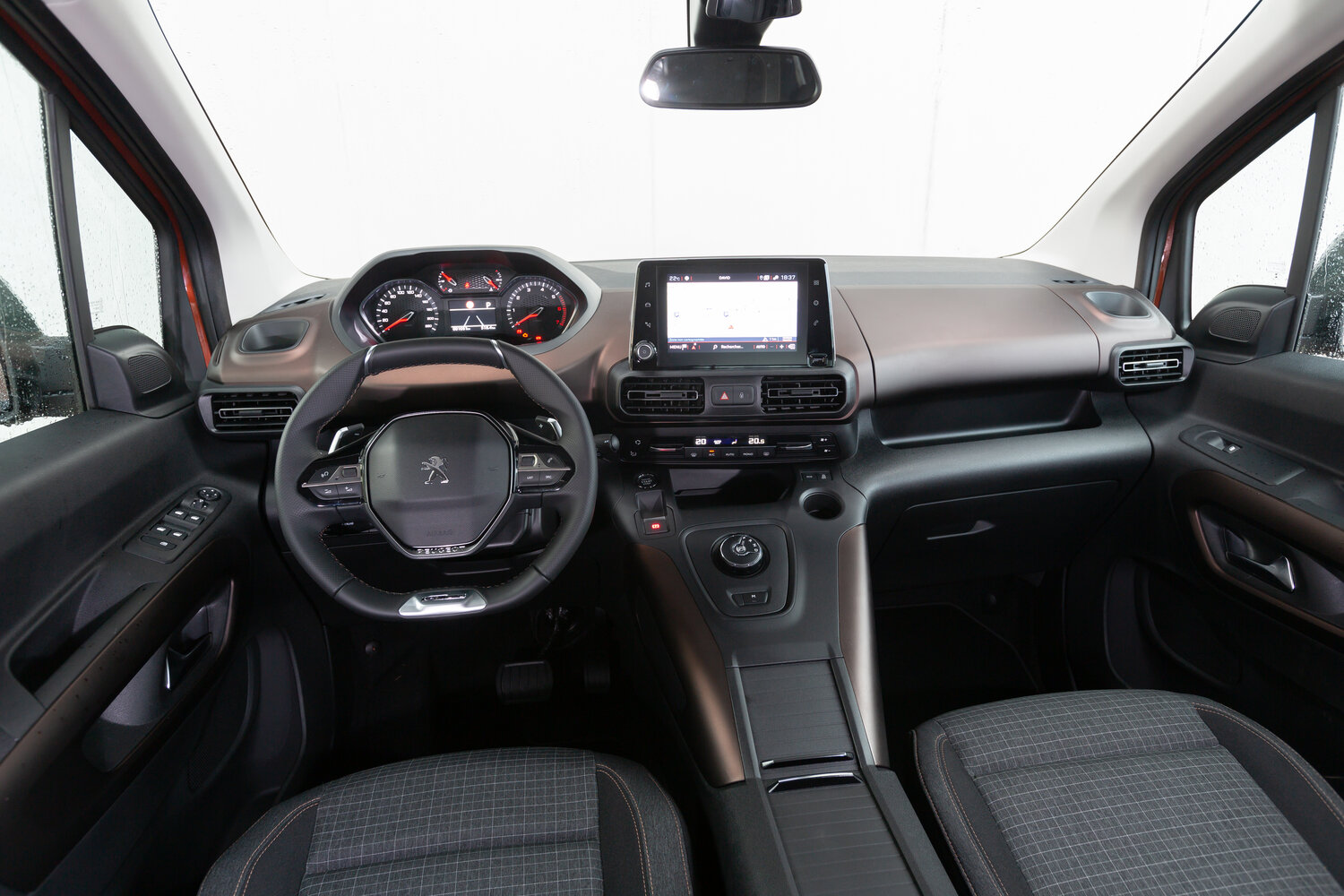 Peugeot Rifter GT — Фотографии комплектации 10