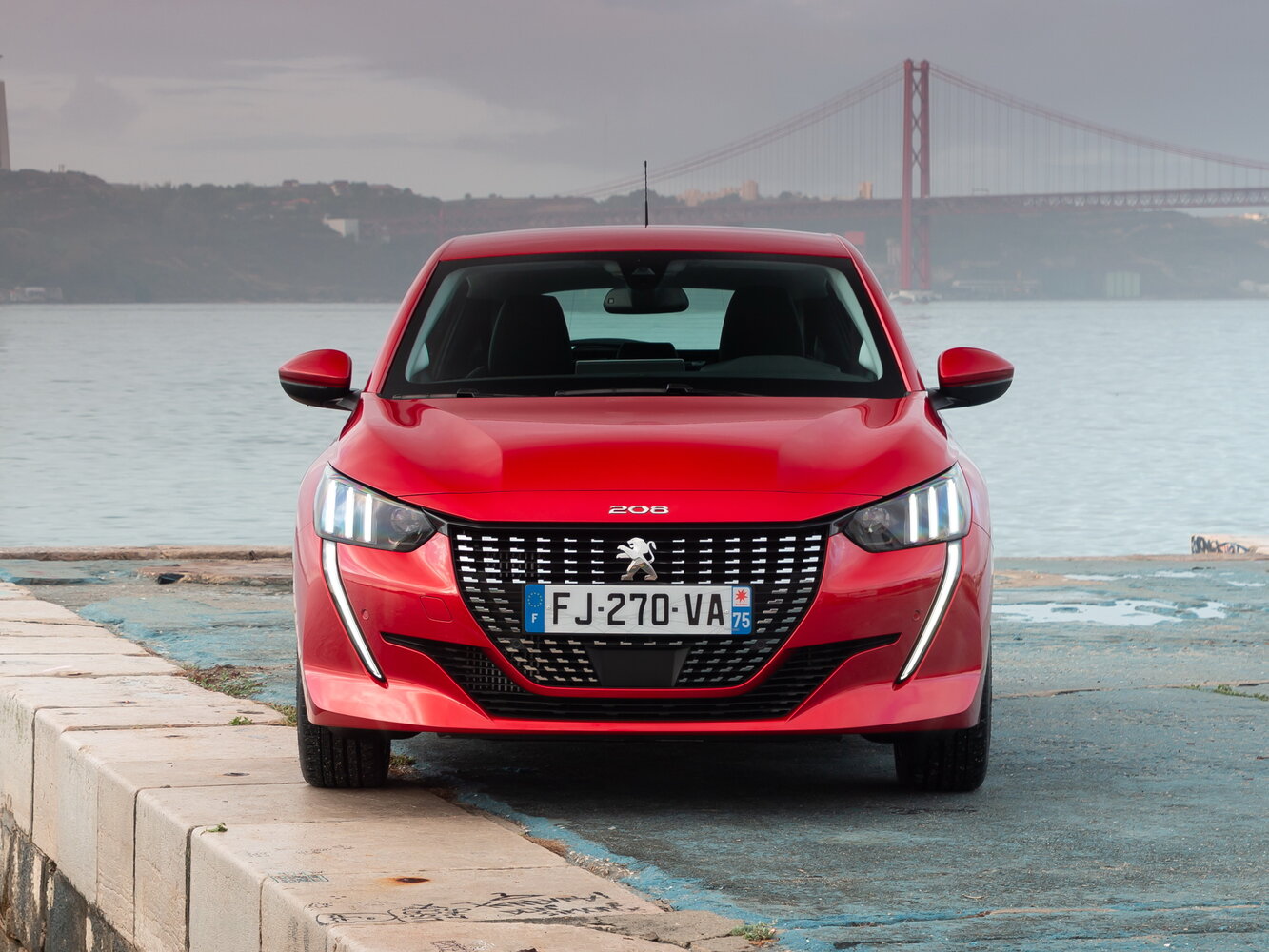 Peugeot 208 — Фотографии комплектации 2