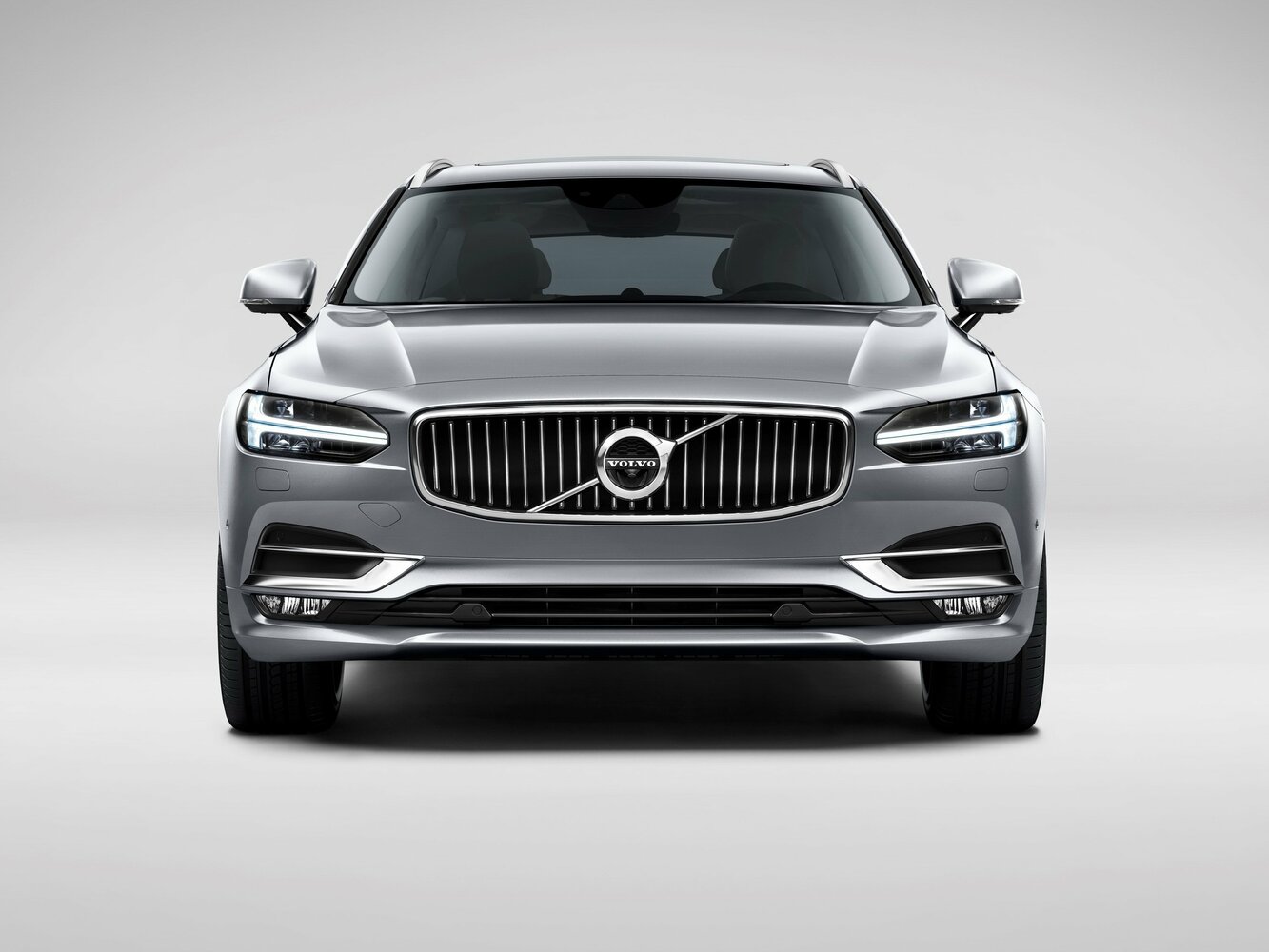 Volvo V90 D4 — Фотографии комплектации 2