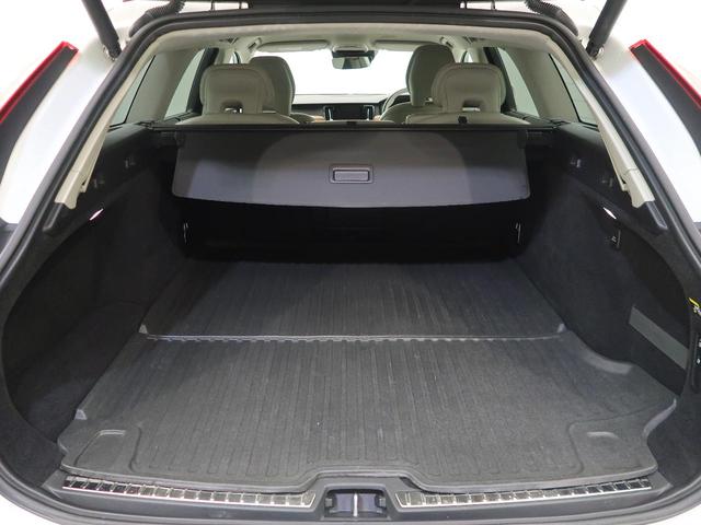 Volvo V90 D4 — Фотографии автомобиля 14