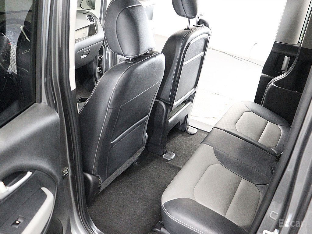 Kia Ray Prestige — Фотографии автомобиля 9