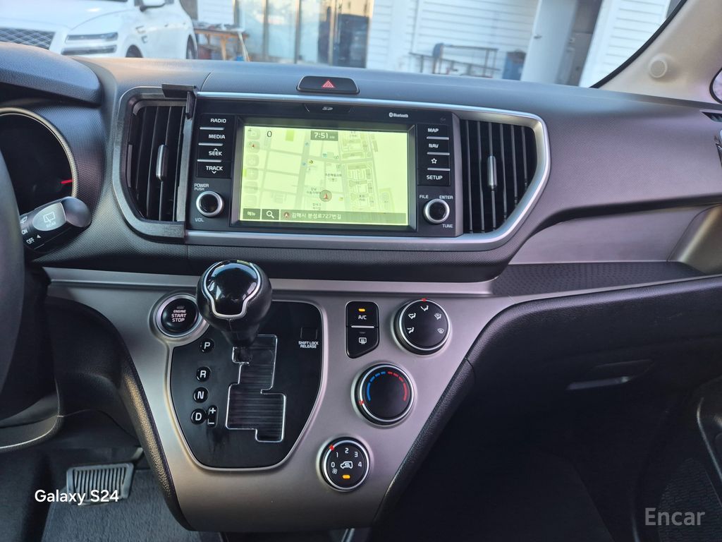 Kia Ray Luxury — Фотографии автомобиля 16