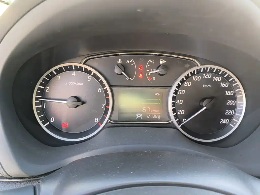 Nissan Sylphy 2019 1.6XE CVT Comfort — Фотографии автомобиля 12