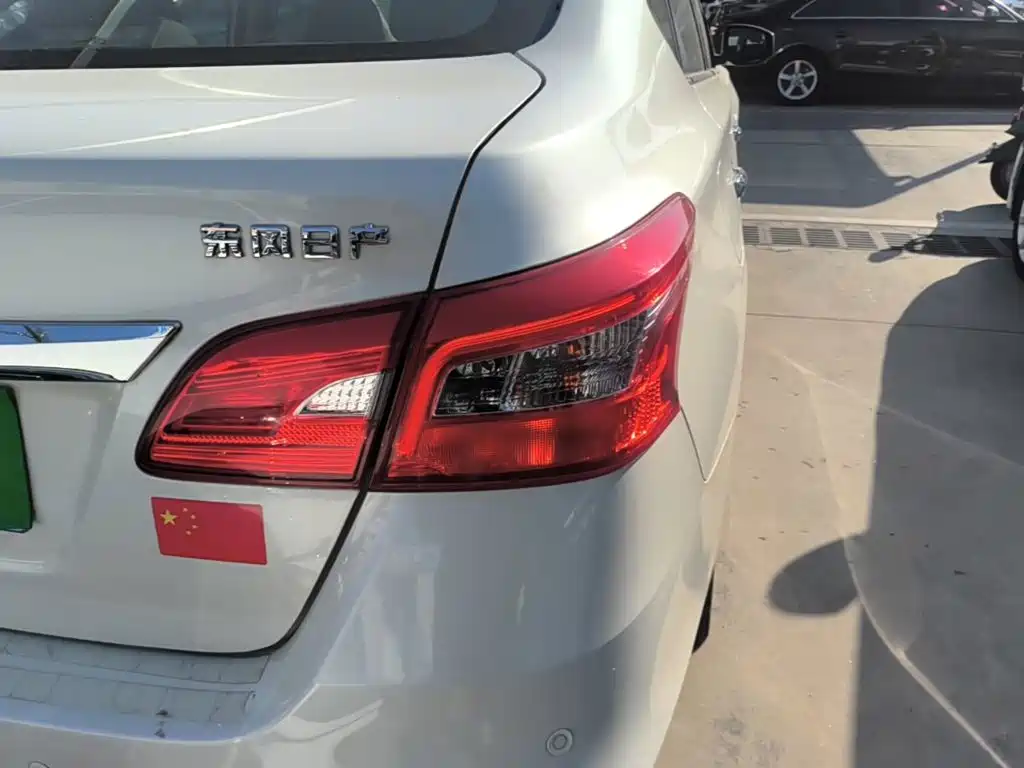 Nissan Sylphy 2019 1.6XE CVT Comfort — Фотографии автомобиля 8