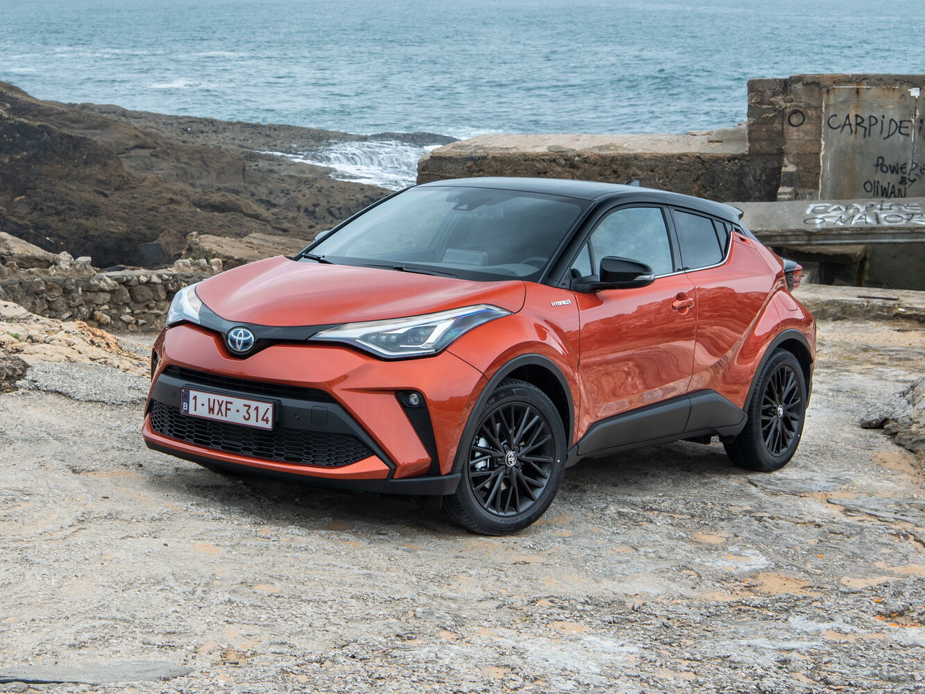 Toyota C-HR 2020 2.0L Lead — Фотографии комплектации 1