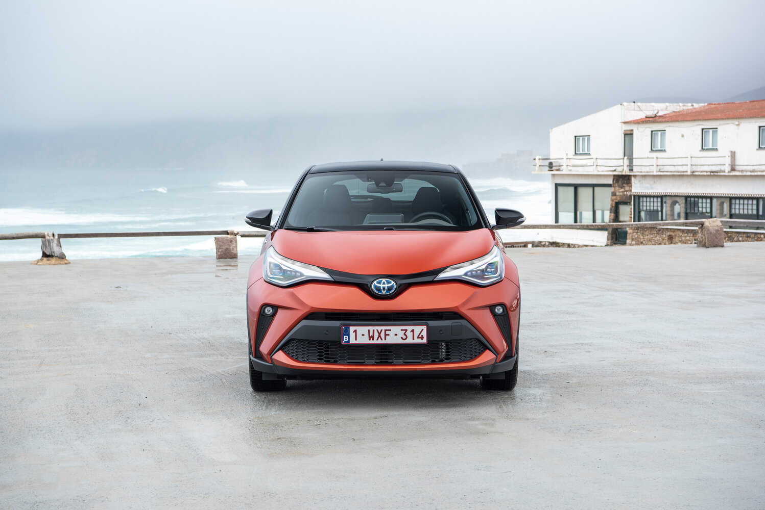 Toyota C-HR 2020 2.0L Lead — Фотографии комплектации 2