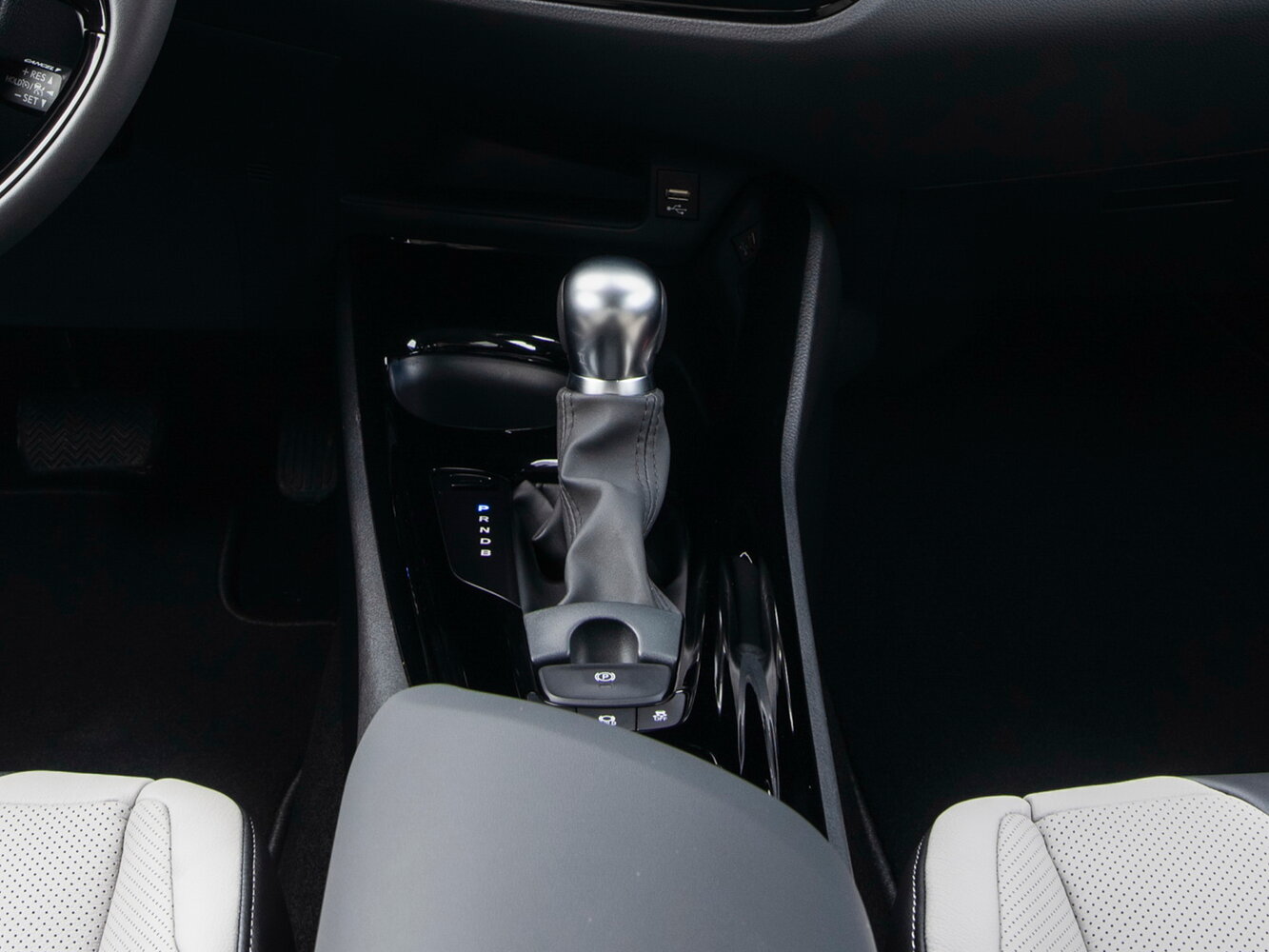 Toyota C-HR 2020 2.0L Lead — Фотографии комплектации 13