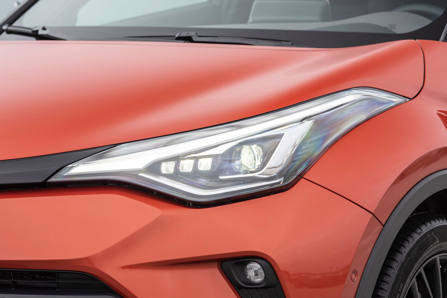 Toyota C-HR 2020 2.0L Lead — Фотографии комплектации 17