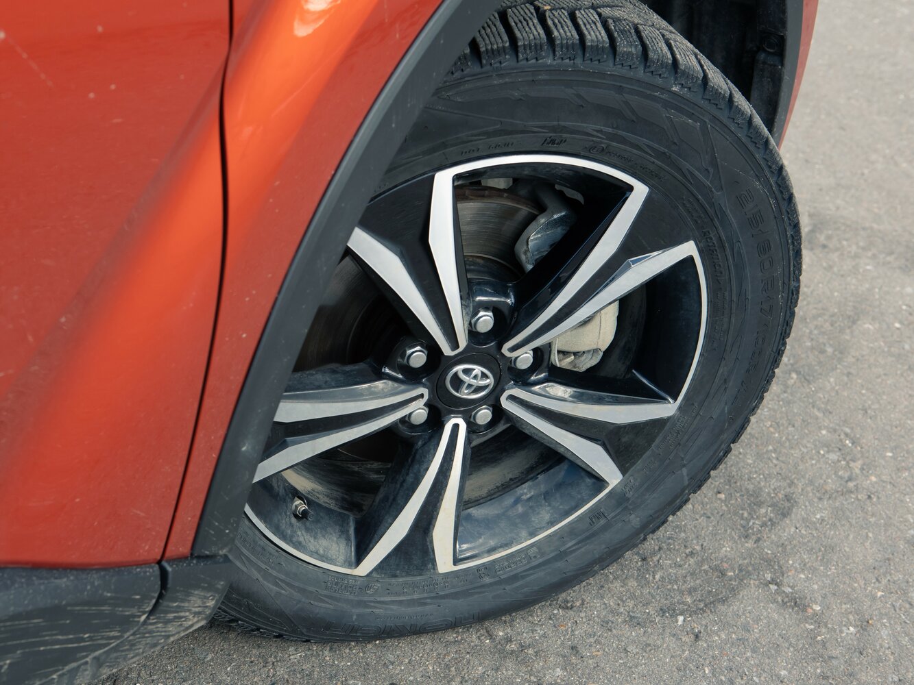 Toyota C-HR 2020 2.0L Lead — Фотографии комплектации 24