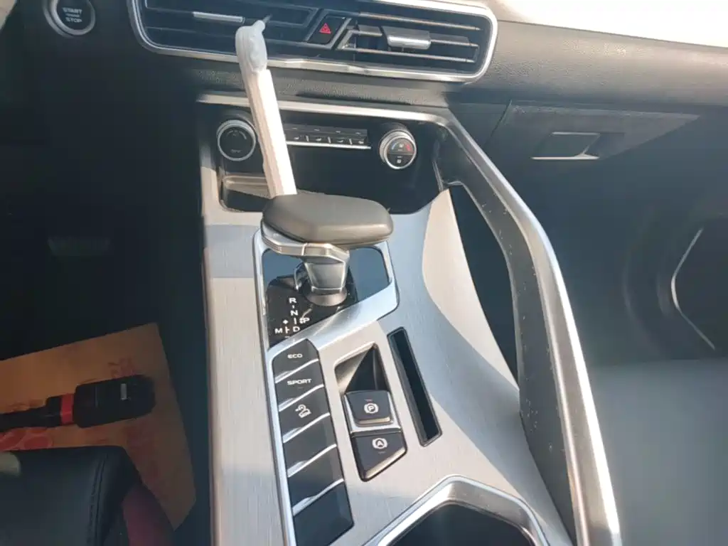 Geely Binyue 2021 1.4T DCT — Фотографии автомобиля 14