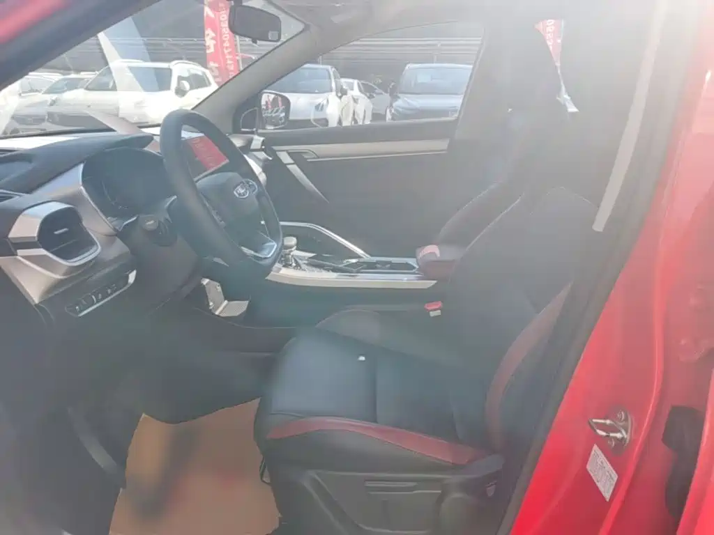 Geely Binyue 2021 1.4T DCT — Фотографии автомобиля 15