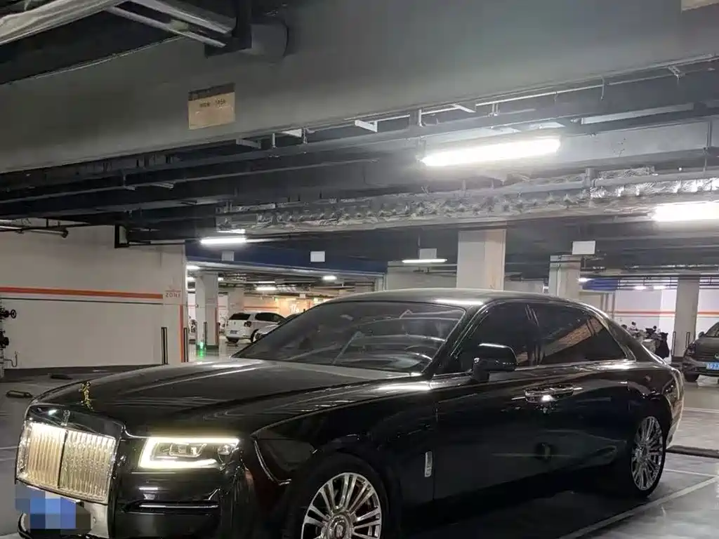 Rolls-Royce Ghost 2021 6.7T — Фотографии автомобиля 1