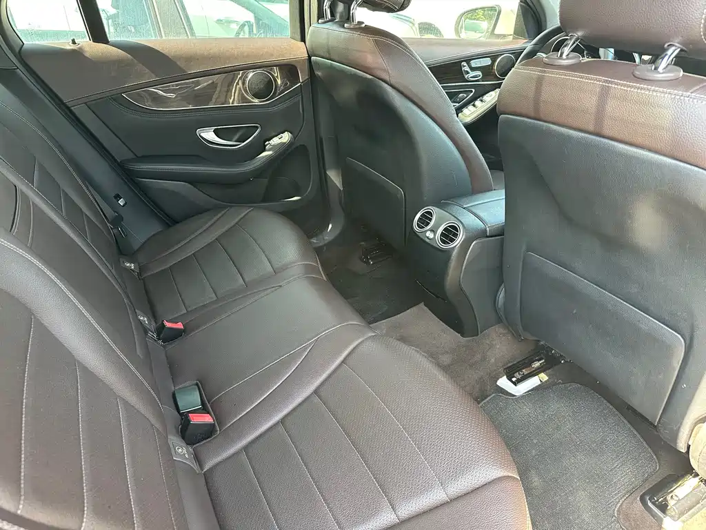 Mercedes-Benz GLC 2016 GLC 260 4MATIC — Фотографии автомобиля 12