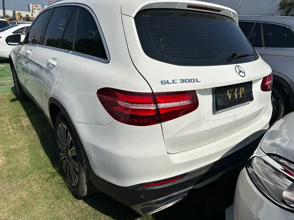 Mercedes-Benz GLC 2016 GLC 260 4MATIC — Фотографии автомобиля 18