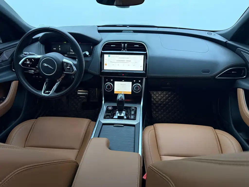 Jaguar XEL 2024 2.0T 250PS R-DYNAMIC S Sport — Фотографии автомобиля 5