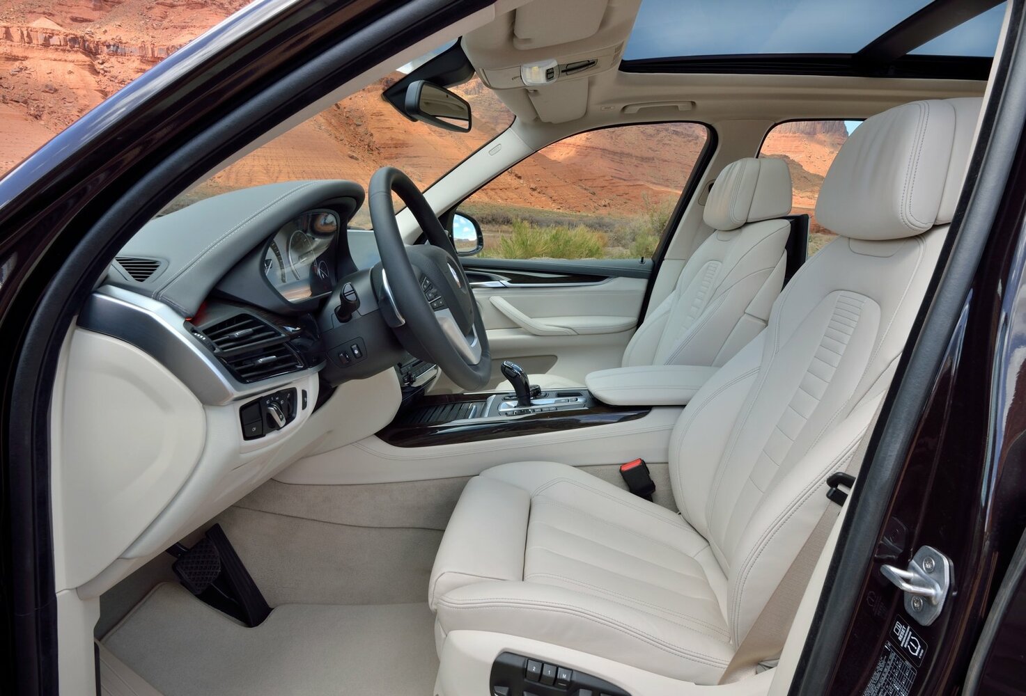 BMW X5 2017 xDrive28i — Фотографии комплектации 12