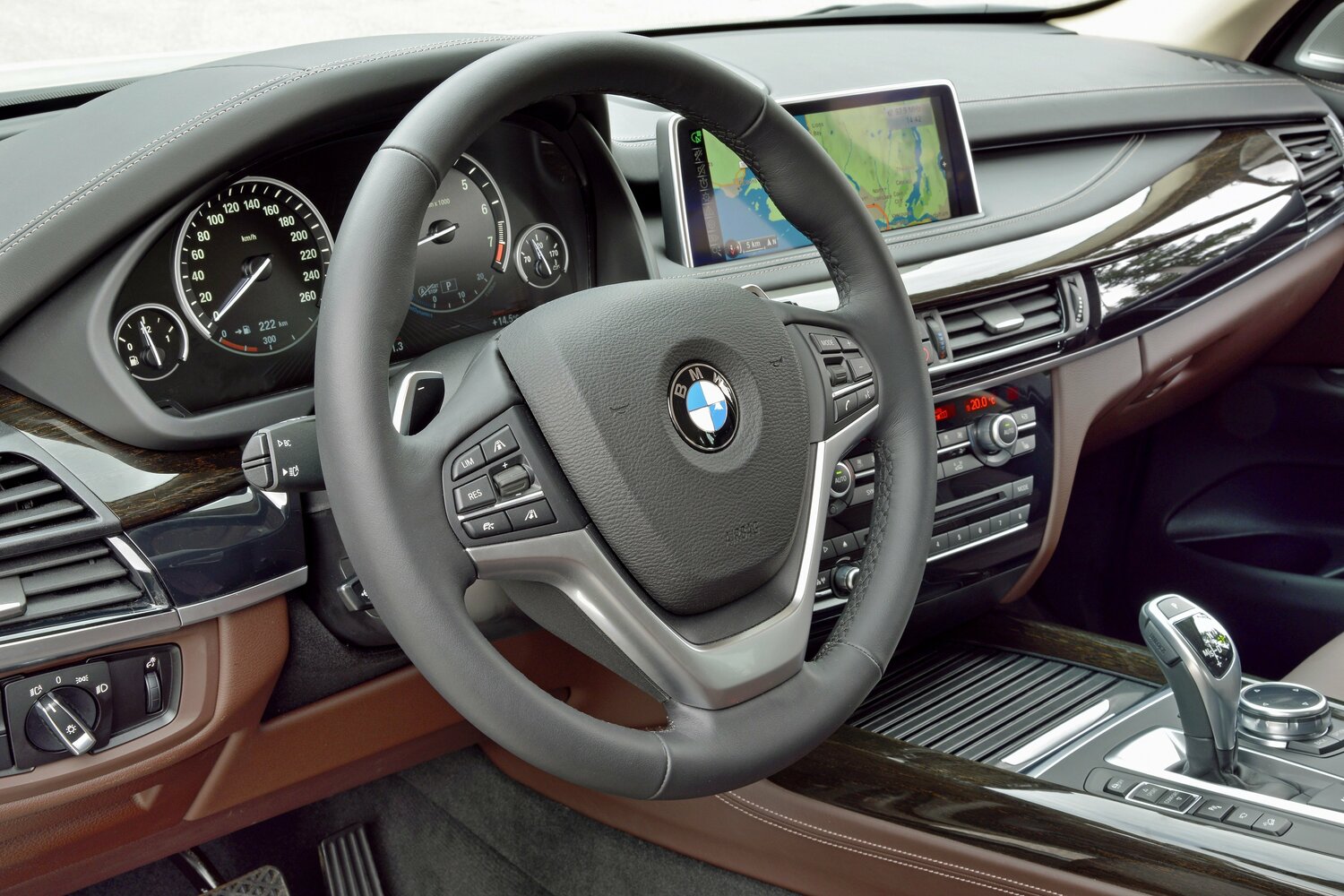 BMW X5 2017 xDrive28i — Фотографии комплектации 15