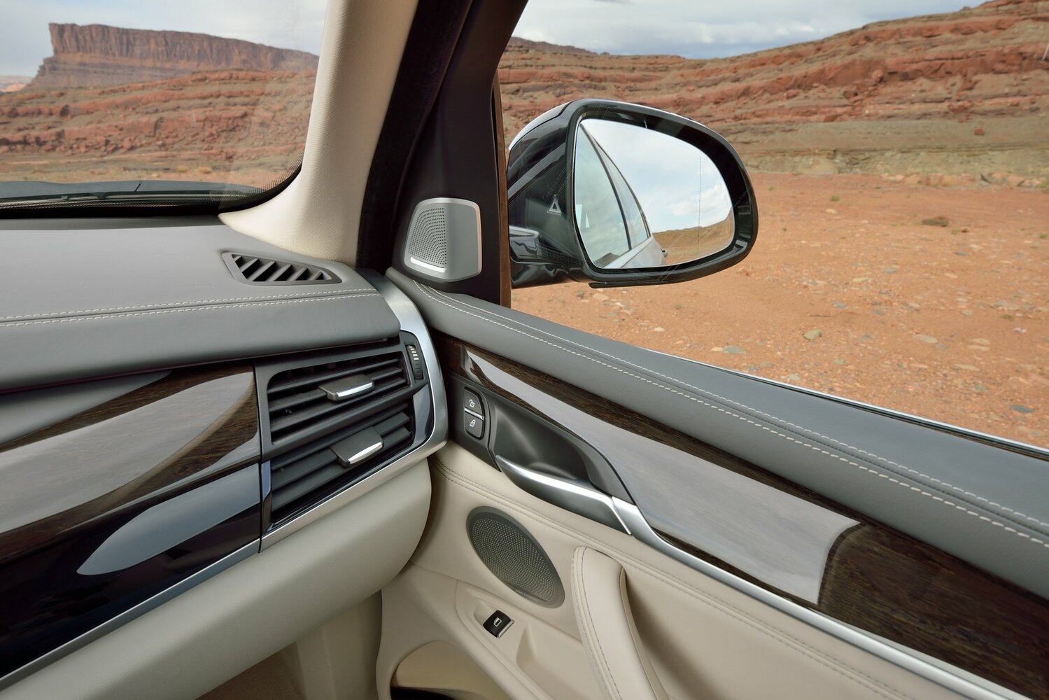 BMW X5 2017 xDrive28i — Фотографии комплектации 18