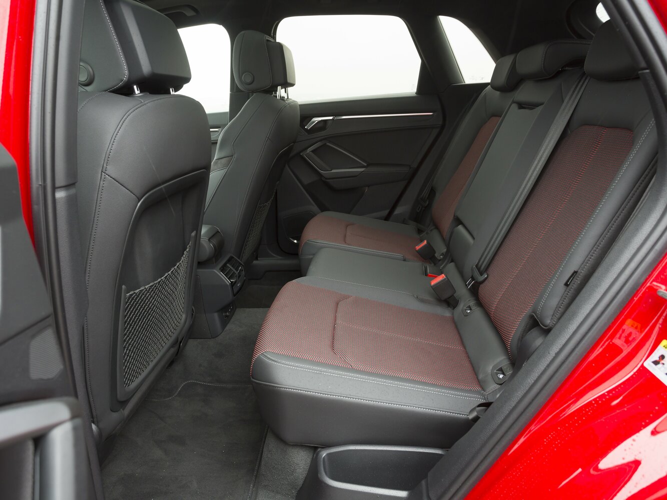 Audi Q3 2022 35 TFSI Fashion — Фотографии комплектации 27