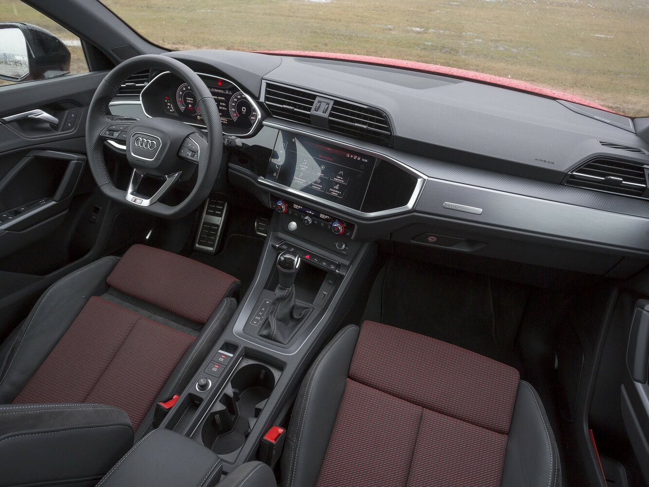 Audi Q3 2022 35 TFSI Fashion — Фотографии комплектации 28