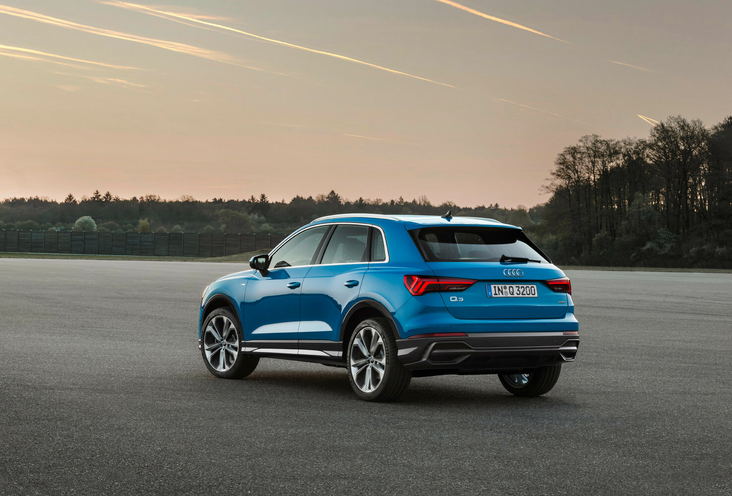 Audi Q3 2022 35 TFSI Fashion — Фотографии комплектации 5