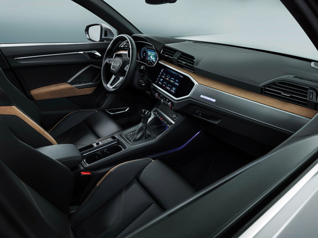 Audi Q3 2022 35 TFSI Fashion — Фотографии комплектации 6