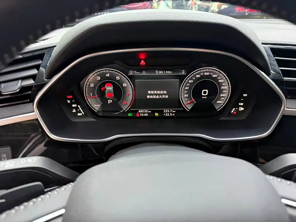 Audi Q3 2022 35 TFSI Fashion — Фотографии автомобиля 10