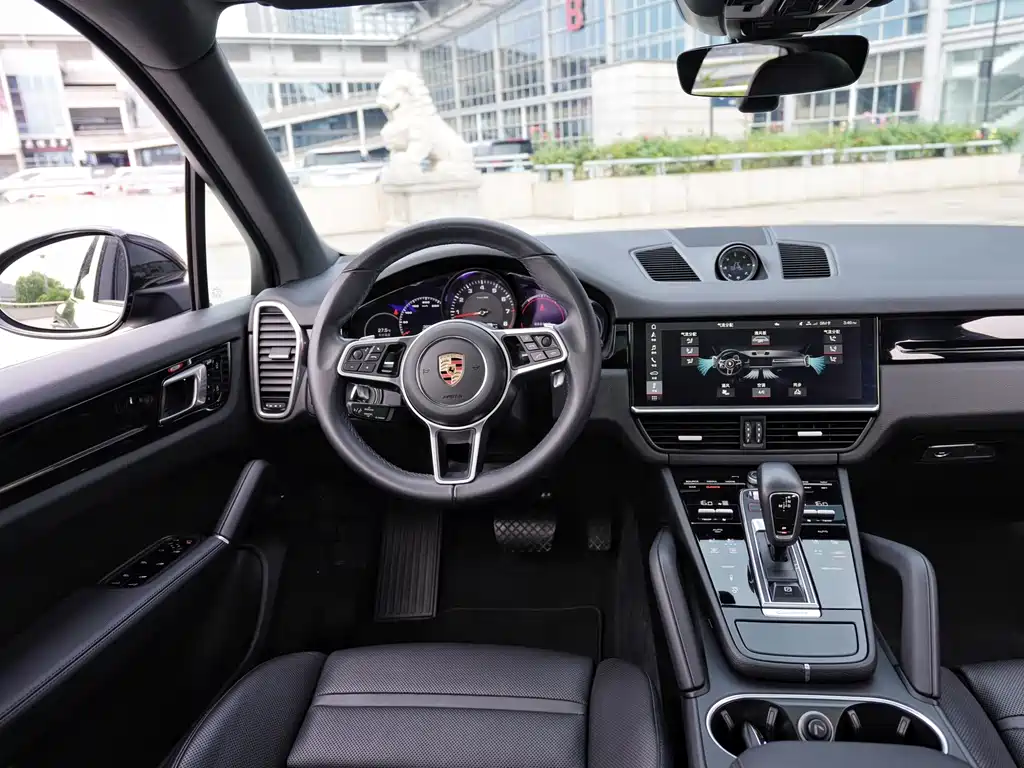 Porsche Cayenne 2019 Cayenne 3.0T — Фотографии автомобиля 12