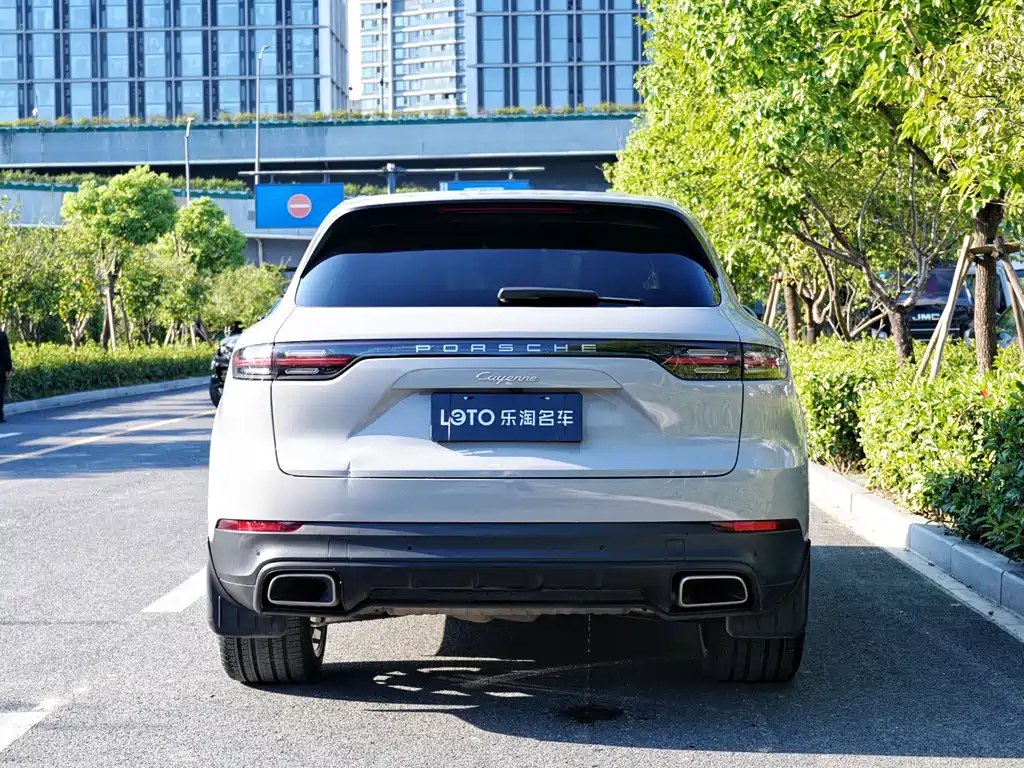 Porsche Cayenne 2019 Cayenne 3.0T — Фотографии автомобиля 5