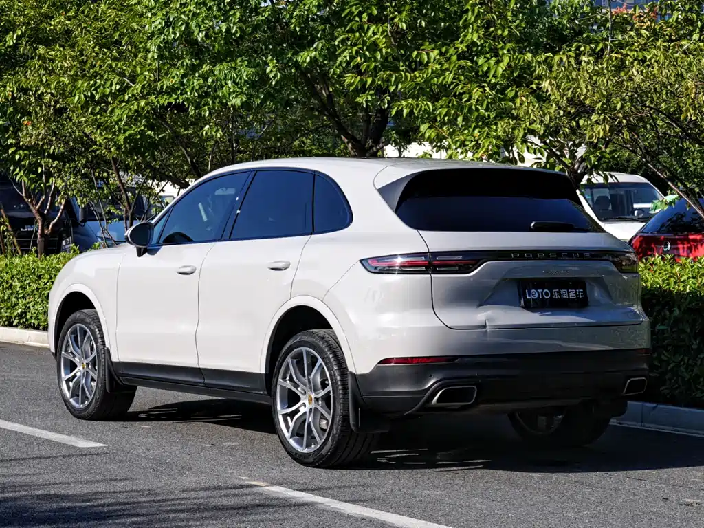 Porsche Cayenne 2019 Cayenne 3.0T — Фотографии автомобиля 6