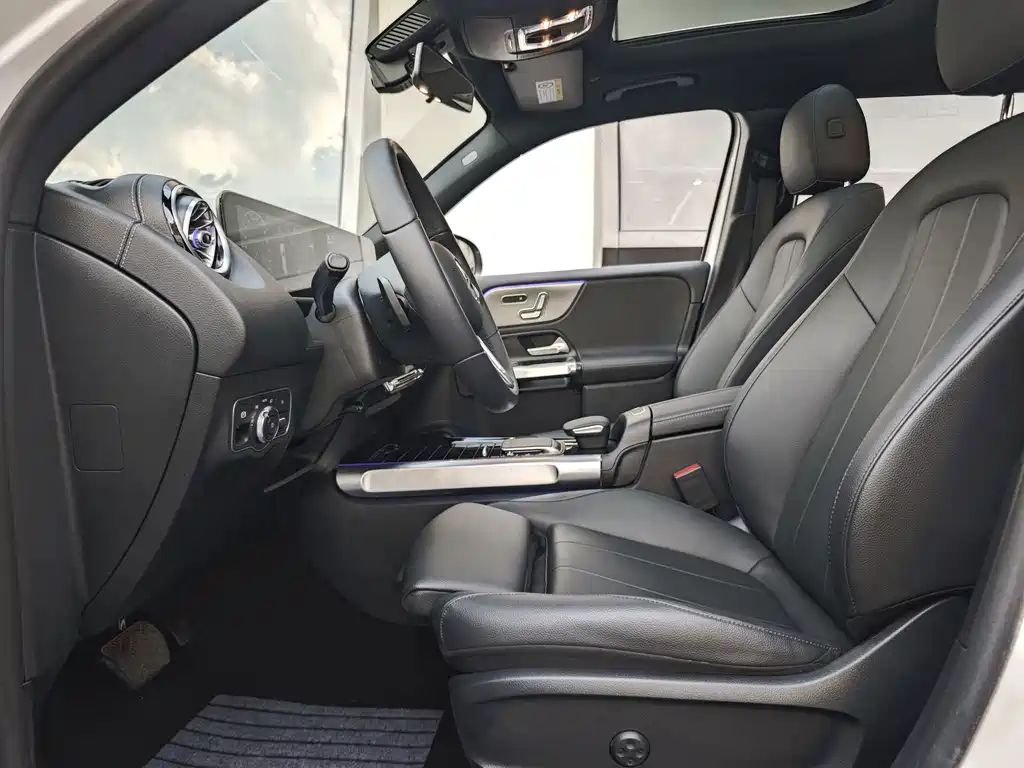 Mercedes-Benz GLB 2020 GLB 200 Fashion — Фотографии автомобиля 18